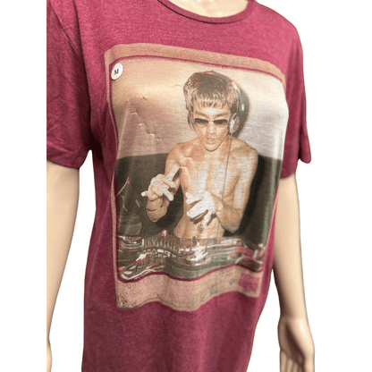 Bruce Lee DJ Dragon Heavy Blend Crewneck T-Shirt (Red Color) (Size M)