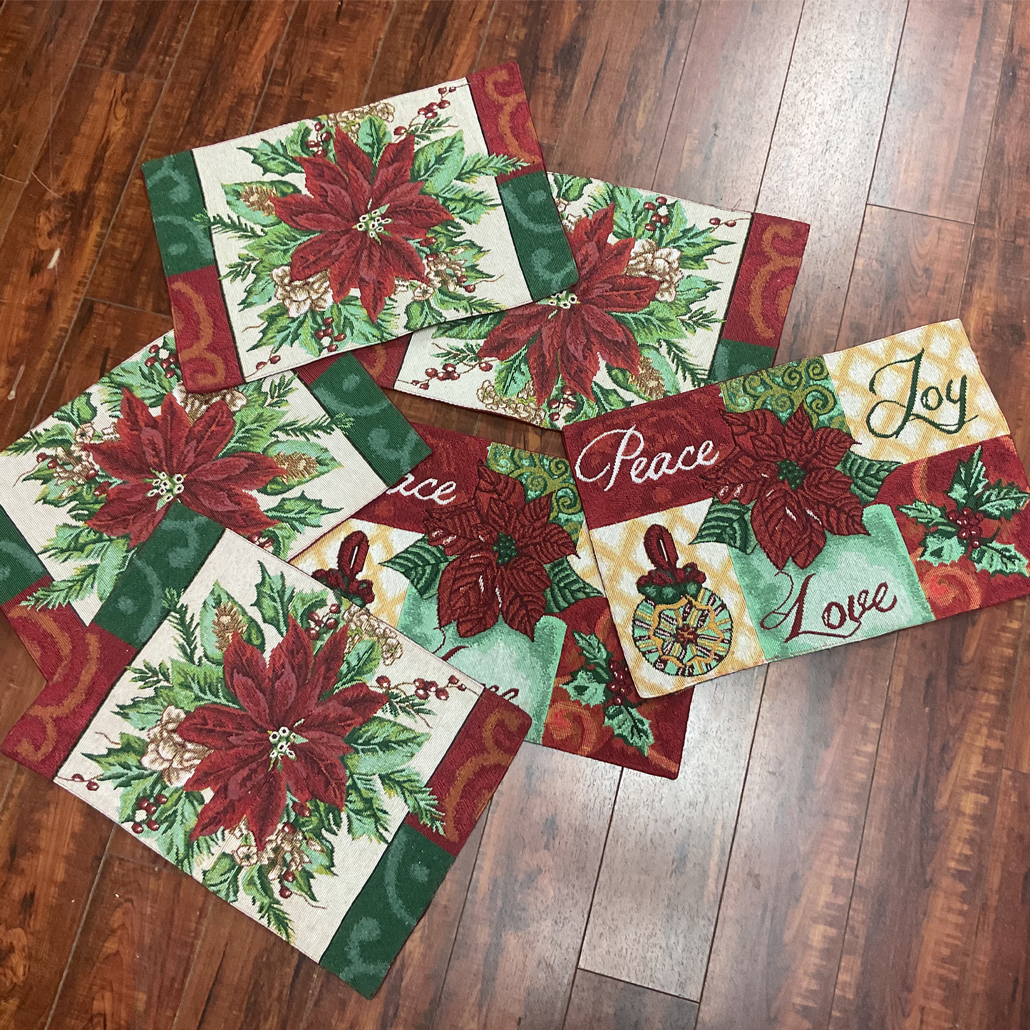 Christmas Placemats (6 Piece two designs)