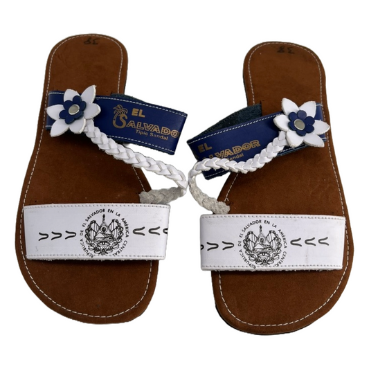 Republica de El Salvador Sandals (Size 38) for Women